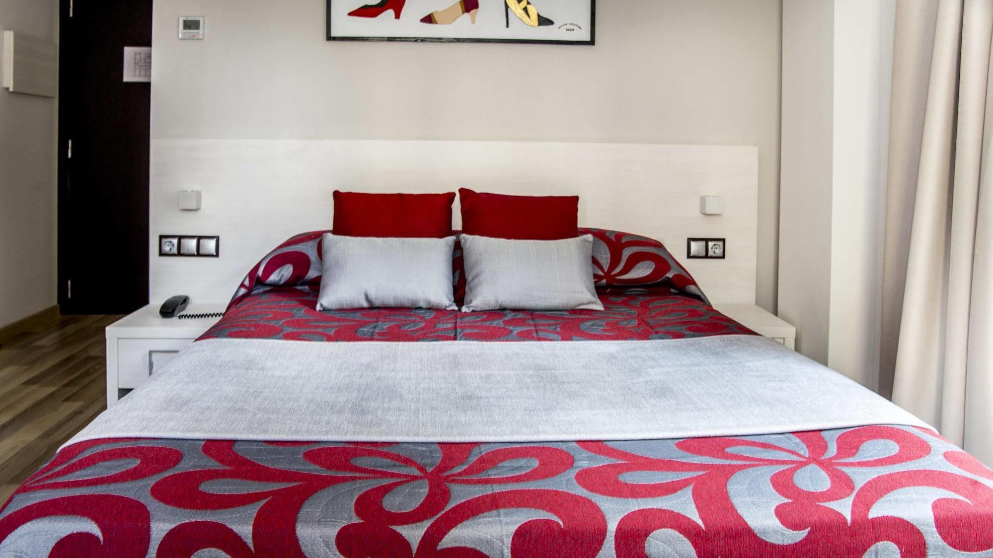 Hotel Centre Reus Ngoại thất bức ảnh